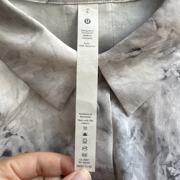 Lululemon Women's Full Day Ahead Shirt Size 6 Marbled Gray Oversized Athleisure - Picture 4 of 7